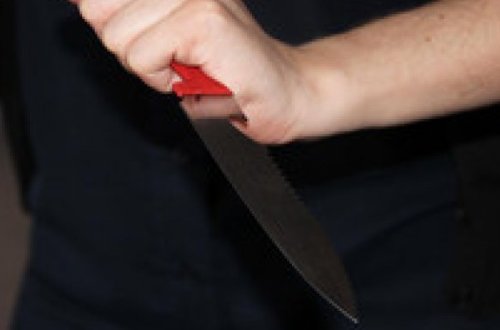 Abşeronda kütləvi dava olub, bıçaqlanan var