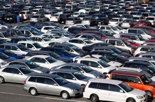 Ölkəyə avtomobil idxalı kəskin artıb