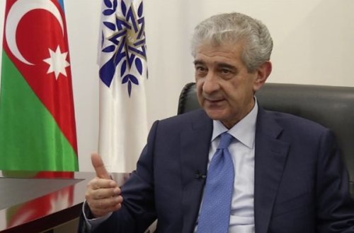 Əli Əhmədov: Azərbaycandakı prezident seçkilərinə qara yaxılır