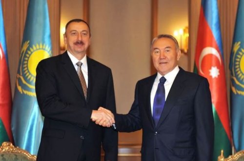 İlham Əliyev: Nazarbayev bizim ağsaqqalımızdır - VİDEO