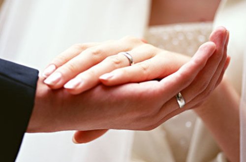 Azərbaycanda nikaha girən və boşananların sayı açıqlanıb