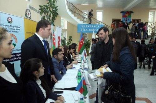 İşsizlərin NƏZƏRİNƏ: 56 rayon və şəhərdə..