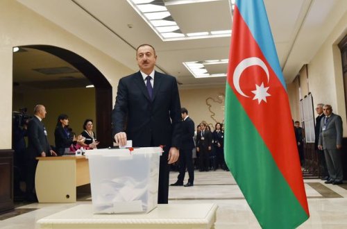 İlham Əliyev: Antimilli qruplaşmaların yeri tarixin zibilxanasıdır