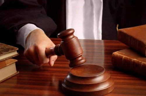 Evindən televizor aparanı öldürənə hökm oxunub