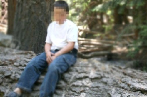 Ahıl kişi uşağa 7 manat verib, meşəyə apardı - Soyunduraraq ...