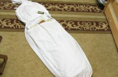 Mənzildən qadın meyiti tapıldı