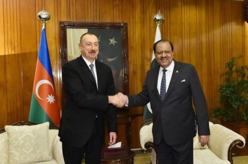 Pakistan prezidenti İlham Əliyevi təbrik edib