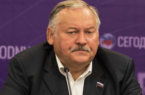 Zatulin: Rusiya Ermənistandakı proseslərə qarışmayacaq