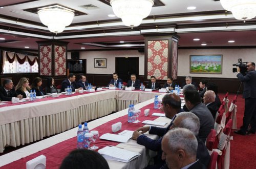 Naxçıvan vəkillərinə seminar keçirildi - FOTO