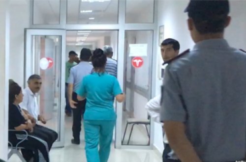 Məşhur müğənni təcili xəstəxanaya yerləşdirildi - FOTO