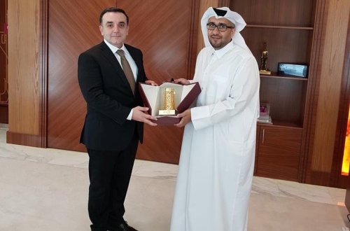 Qətərdəki səfirimiz Qətər Turizm İdarəsinin sədri ilə görüşüb