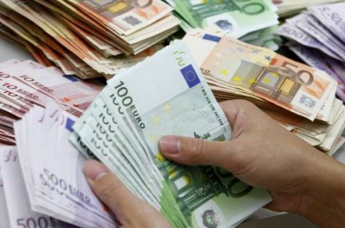 Post-sovet ölkələri üzrə maaşlar açıqlandı - Azərbaycan hansı ölkələrdən geri qalır?