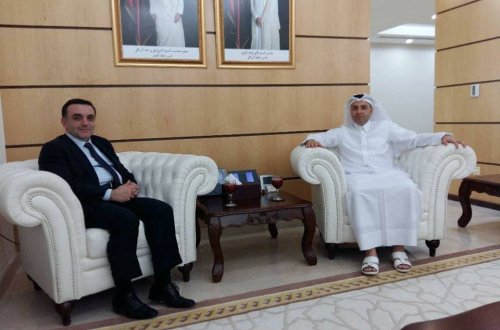 Səfir Qətərin təhsil naziri ilə görüşdü
