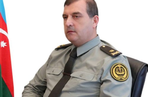 General Əlixanov işdən çıxarıldı