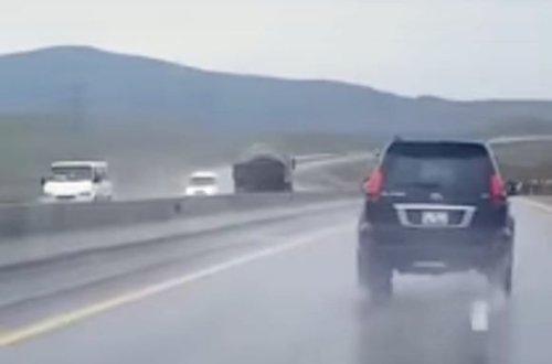 Əks yola çıxan “KamAZ” sürücüsü həbs olunub