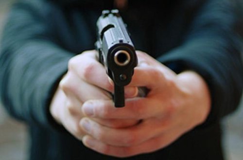 SON DƏQİQƏ: Kollec tələbəsi odlu silahdan atəş açdı - 1 ölü, 3 yaralı