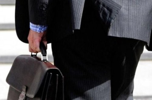 Azərbaycanda daha bir yüksək vəzifəli məmur işdən çıxarıldı