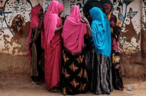 11 əri olan qadın daşlanaraq öldürüldü