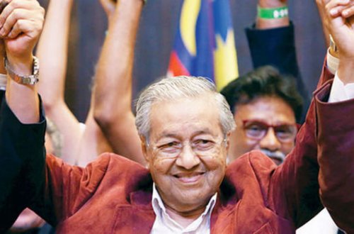 Müxalifətə keçdi, 60 illik iqtidarı devirdi