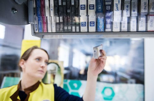 Qanunsuz siqaret satışına görə beş nəfər həbs edildi