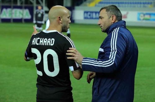 Qurban Qurbanov Almeydanın “Qarabağ”dan ayrılacağını açıqladı