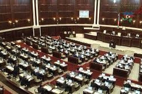 Uşaqların zərərli informasiyadan qorunması təmin ediləcəkmi?!