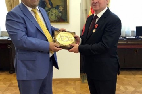 Makedoniya Respublikasının Prezidentinə “Azərbaycanın dostu” qızıl ordeni təqdim edilib