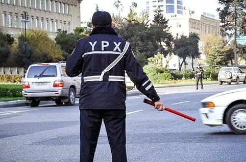 Yol polisindən video çəkən sürücülərə - XƏBƏRDARLIQ