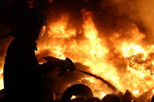 SON DƏQIQƏ: Zavodda yanğın: 22 nəfər xəsarət alıb