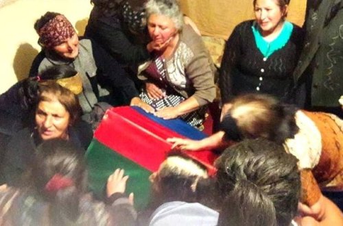 Şəhidimizin nəşi evinə gətirildi: Anasının fəryadı ürək parçaladı - VİDEO+FOTOLAR