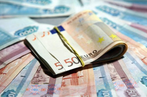 Avro və rubl manata nisbətdə gücləndi