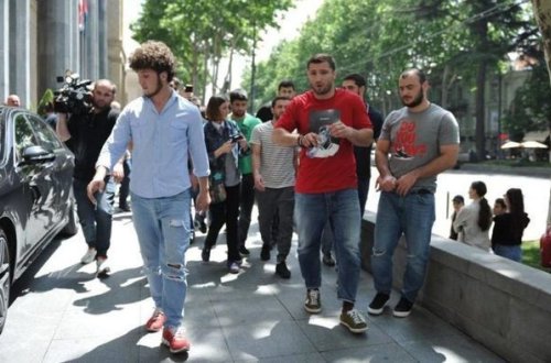 Gürcü cüdoçular federasiya rəhbərinin kabinetini mismarladı