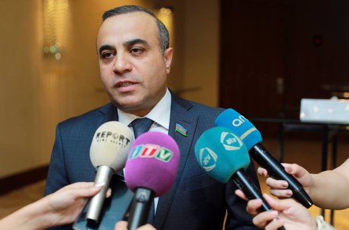 Şura Azərbaycan Xalq Cümhuriyyətinin yaranmasının 100-cü ildönümünə həsr olunan elmi-praktik konfrans keçirib