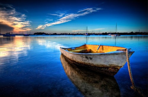 Xəzərdə içərisində iki nəfərin meyiti olan qayıq aşkarlanıb - YENİLƏNİB