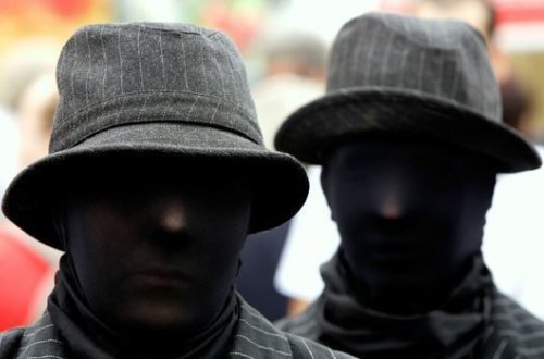 27 saniyədə beş milyon dollar oğurladılar - VİDEO