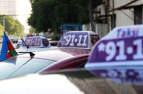 *9111-dan möhtəşəm aksiya - Taksilər bayraqlara büründü - VİDEO