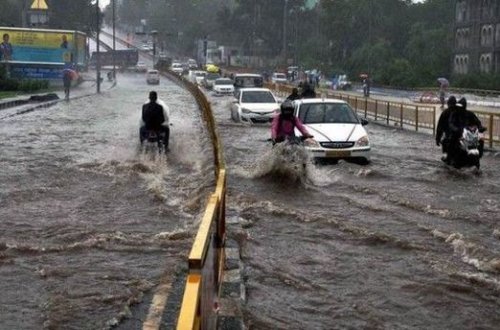 Hindistanda fırtına: 30-dan çox insan həlak oldu