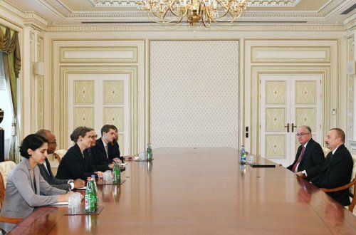 İlham Əliyev görüşlər keçirib - YENİLƏNİB + FOTO