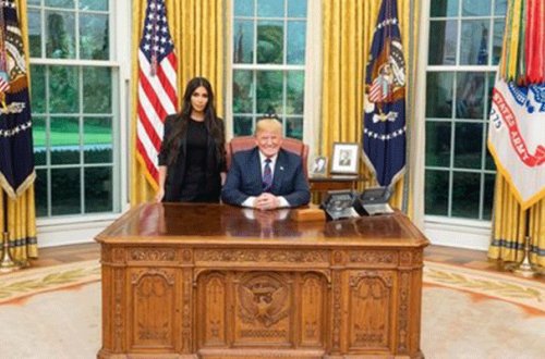 Kardaşyanla görüşüb, şəklini Tvitterdə paylaşdı