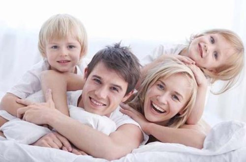 Qan qrupları uzlaşmayan valideynlərin uşaqlarında hansı problemlər ola bilər?