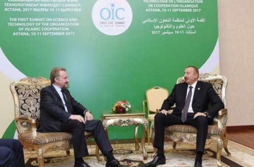 Bakir İzetbeqoviç İlham Əliyevi təbrik etdi