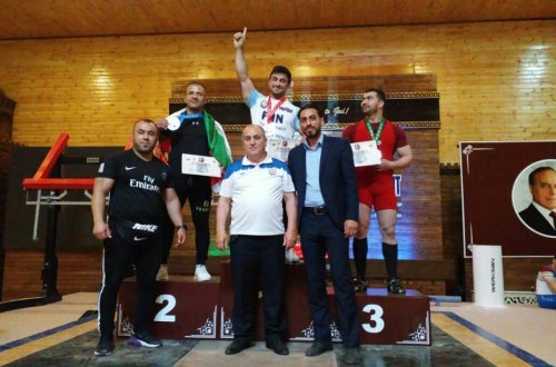 FHN-nin idmançısı Rövşən Xəlilov yenidən Çempion oldu