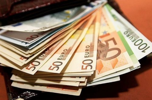 Bu günə olan valyuta məzənnələri