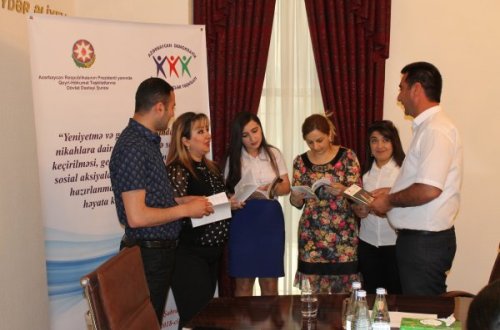 ADTGT erkən nikahlarla bağlı regionlarda yeni layihənin icrasına Beyləqandan başladı