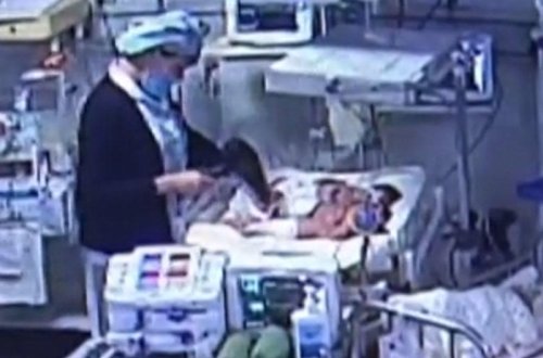 Tibb bacısının səhlənkarlığına görə 4 günlük uşağın ayağı kəsildi - FOTO