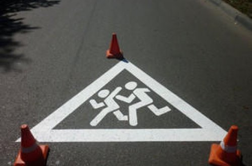 Azərbaycanda 9 yaşlı uşağı avtomobil vurub