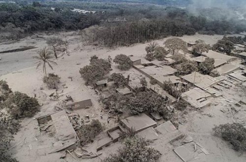 Lava altında qalan kənddən daha 7 meyit tapıld