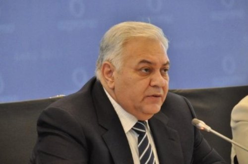 Oqtay Əsədov parlamentin 70 yaşlı deputatından DANIŞDI: Biz onu...