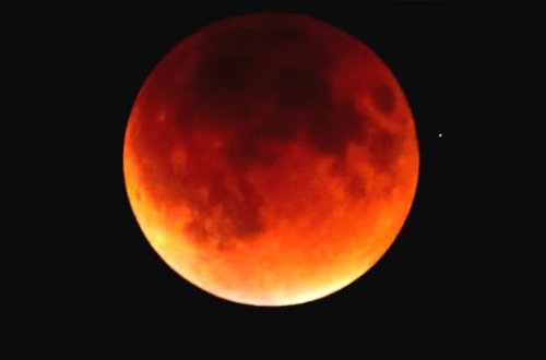 100 ilin ən uzunmüddətli Ay tutulması baş verəcək