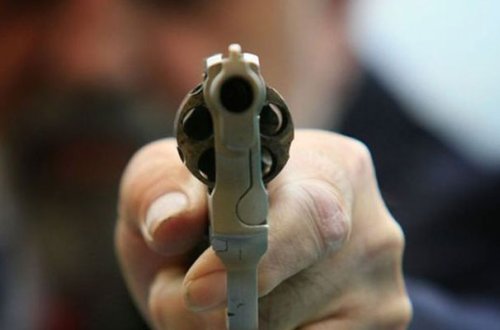 ABŞ-da atışma - 2-si uşaq 4 yaralı